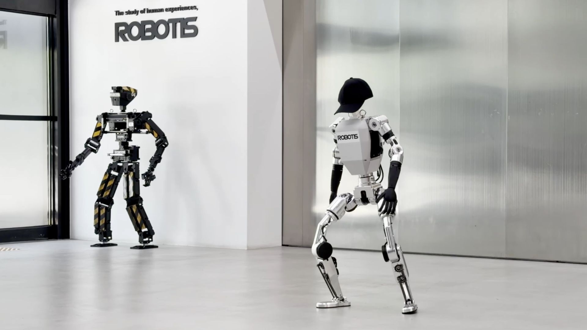 ROBOTIS、韓国のヒューマノイド地位を「オープンソース AI Sapiens + 自社 Dynamixel」に賭ける