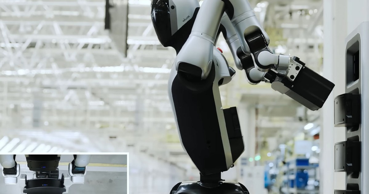 UBTECH and Siemens Partner to Scale Walker S2 to 10,000 Units as Automakers Line Up for Delivery